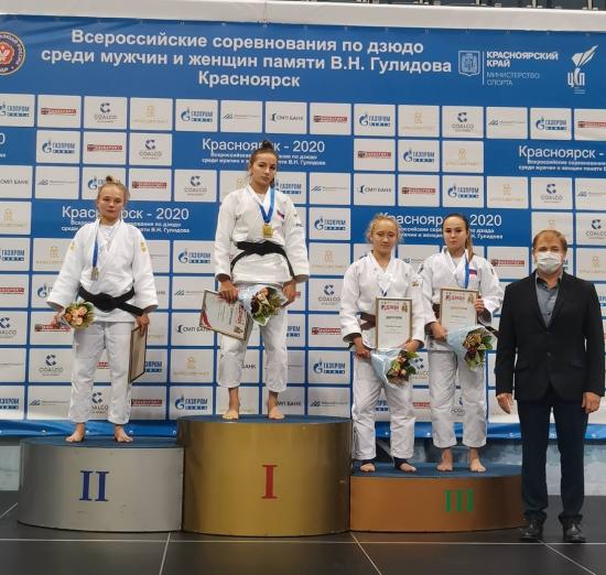 Тюменцы стали призерами турнира по дзюдо в Красноярске