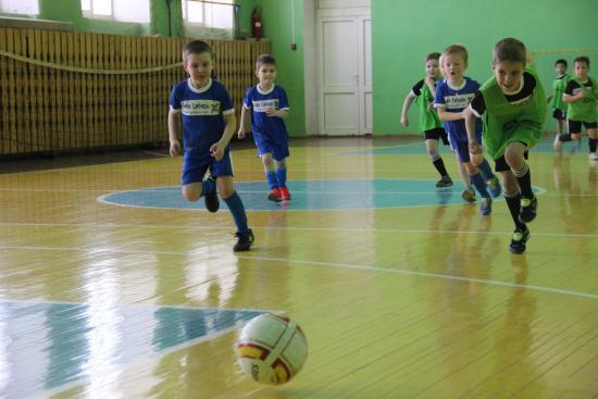 #Фитнеstory: "Юная Сибирь" ждет тюменских ребят на бесплатные тренировки по футболу