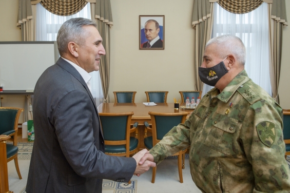 Командующий Уральским округом Росгвардии встретился с губернатором Тюменской области