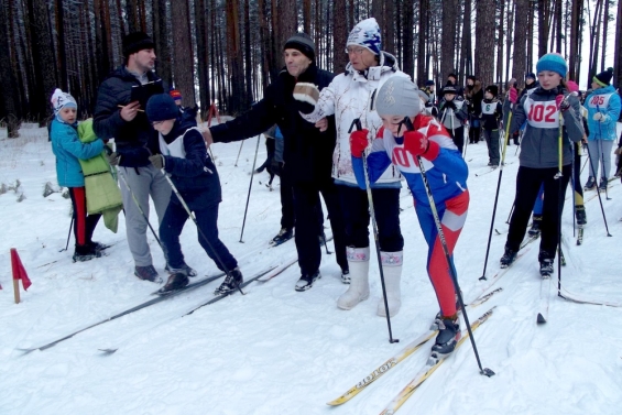 Юные спортсмены Тюменской области открывают лыжный сезон